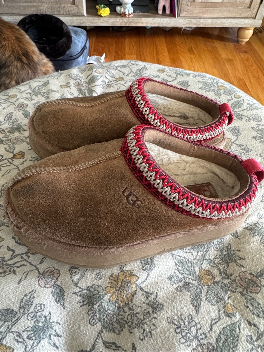 UGG Kids Chestnut Suede Slip-On Slippers with Red Trim